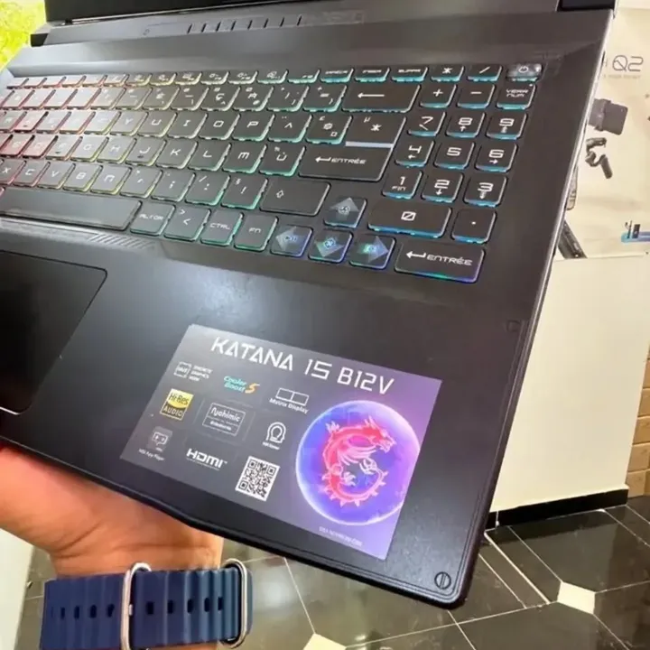 MSI KATANA 15 B12V - Gambar 3