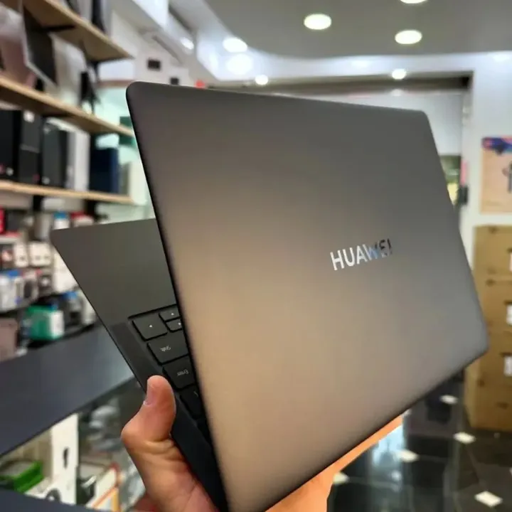 Huawei MateBook X Pro 2024 - Gambar 4