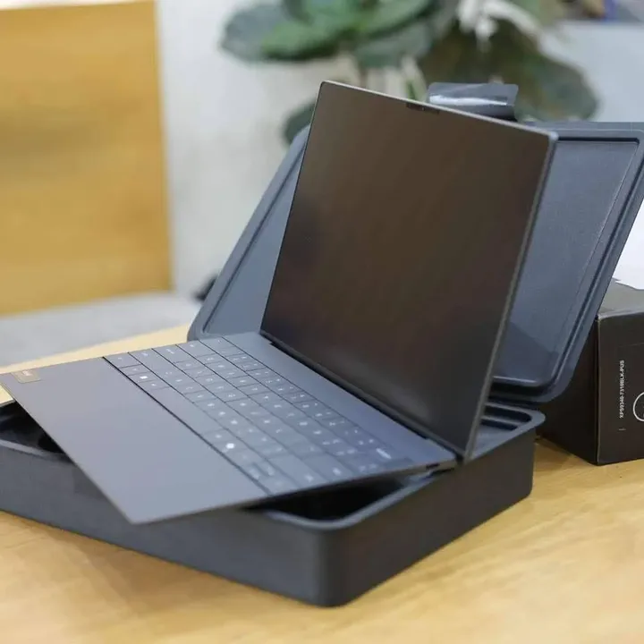 Dell XPS 13 9340 Plus - Gambar 3