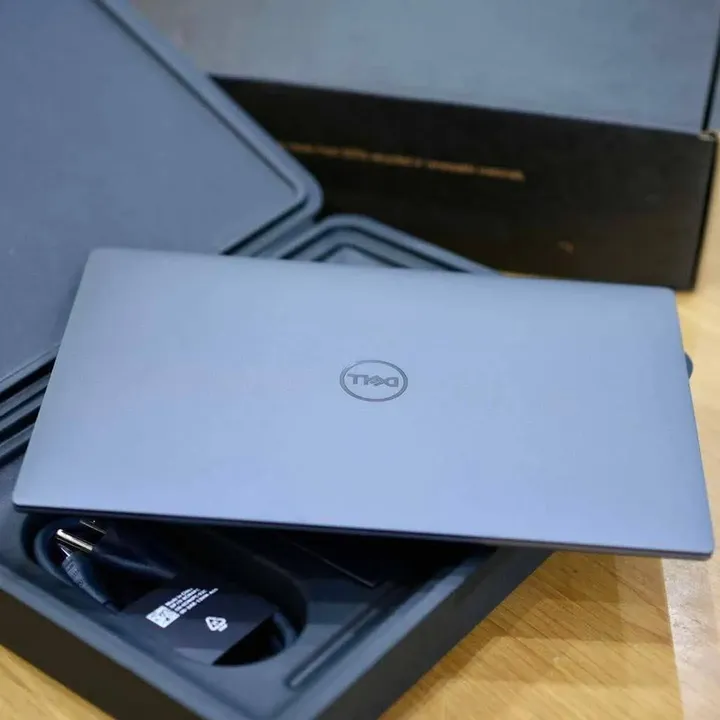 Dell XPS 13 9340 Plus - Gambar 4