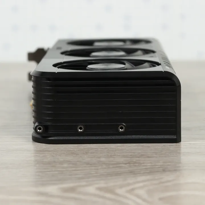 ASUS Prime GeForce RTX 5060 8GB - Gambar 5